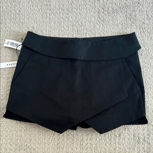 Talula Black Berklee Skort
